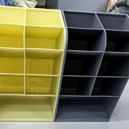 Pen container