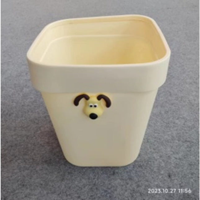 Plastic Dustbin