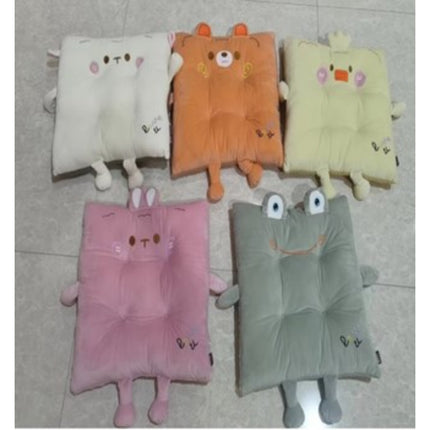 Animal Four-Hole Cushion