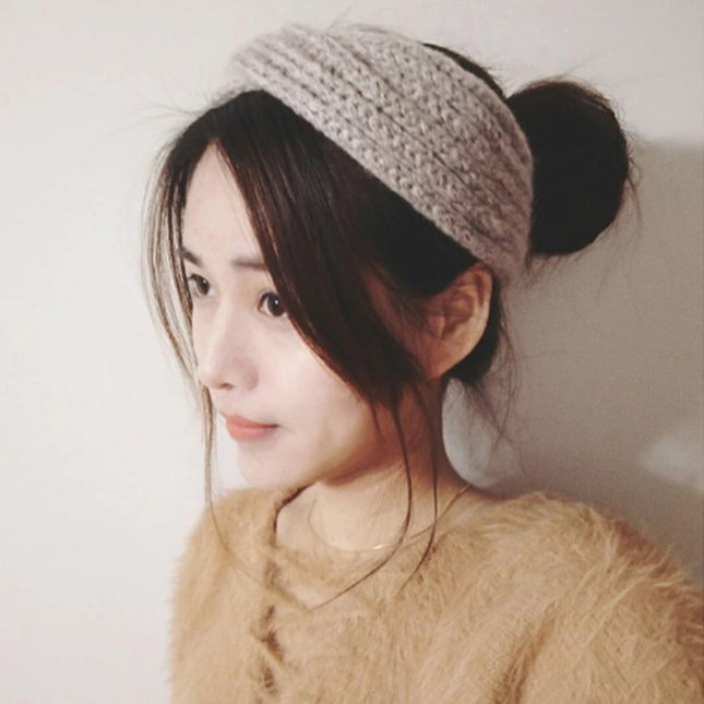 Knitted hair band