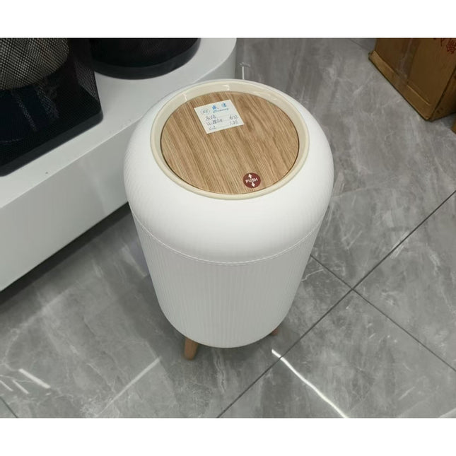 Trash Cans &Wastebaskets