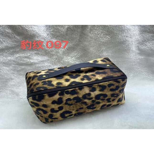 Cosmetic & Toiletry Bags