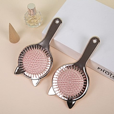 Cat hair brush