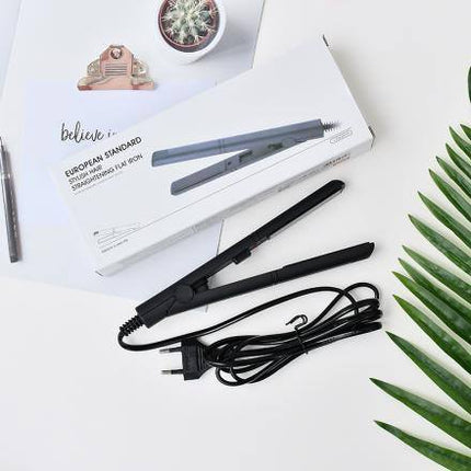 Flat iron type hair straightener