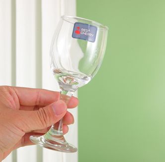 A glass of wine 130 ml