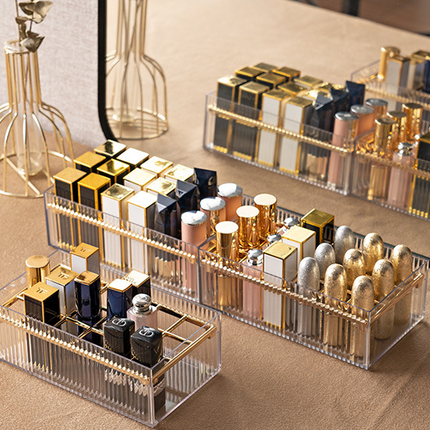 A Designed Cosmetic Box 18.2