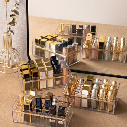 A Designed Cosmetic Box 18.2