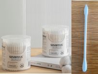 Sticks For The Ear/Cleaning The Side Of The Eye