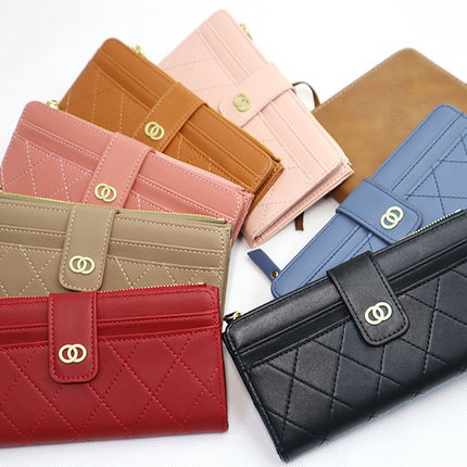 Mia Leather-Like Wallet