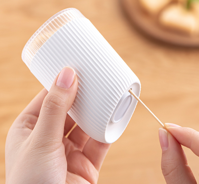 קיסמים במבוק 300 יחידות