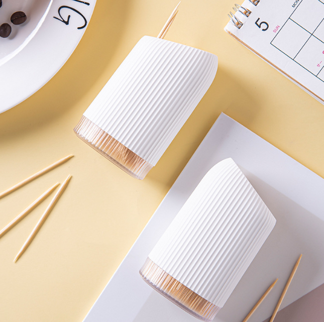 קיסמים במבוק 300 יחידות